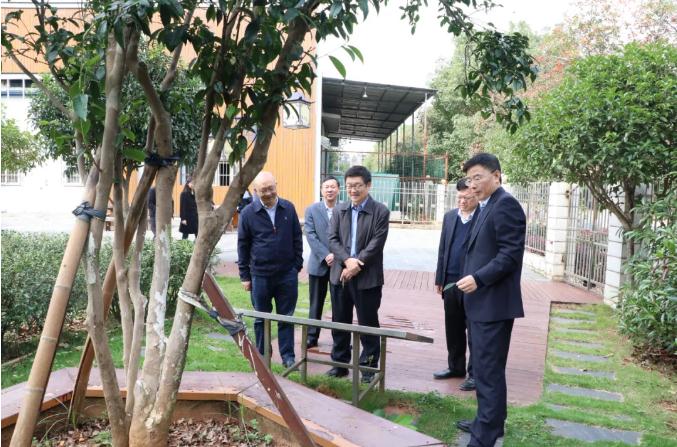 省供銷合作總社黨組書記、理事會主任劉湘凌調(diào)研我司